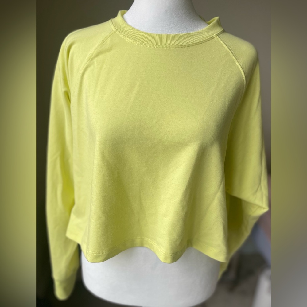 Women’s S/M DKNY Sport Cropped Yellow Sweatshirt